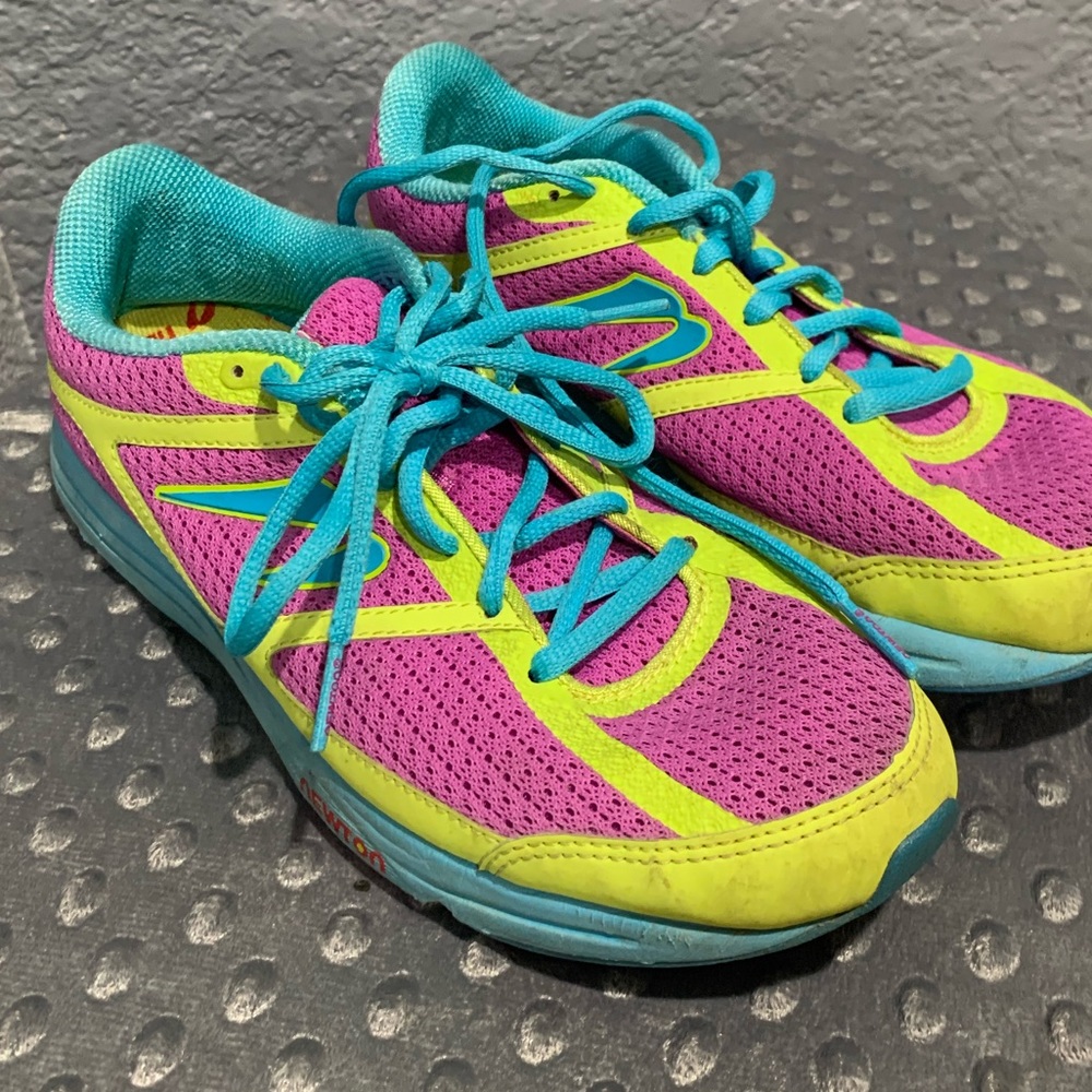 Newton Energy Women Neon Athletic Sneaker Running